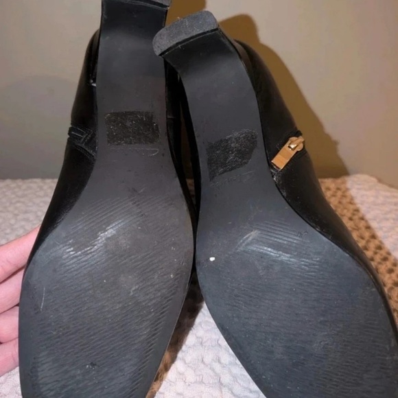 Clarks Black Leather Ankle Boots - Picture 4 of 4